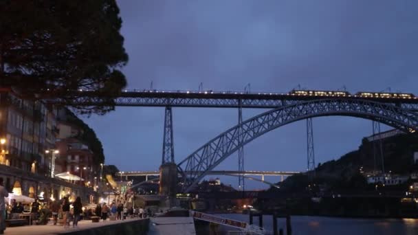 Oporto Regione Del Nord Portogallo 2023 Dom Luis Bridge Night — Video Stock