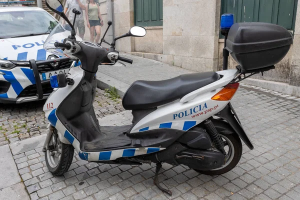 Close Uma Scooter Policial Porto Portugal — Fotografia de Stock