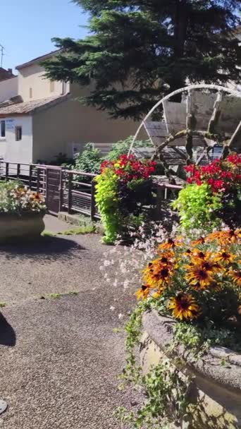 Vista Uma Roda Remo Cidade Sorgues Vaucluse França — Vídeo de Stock