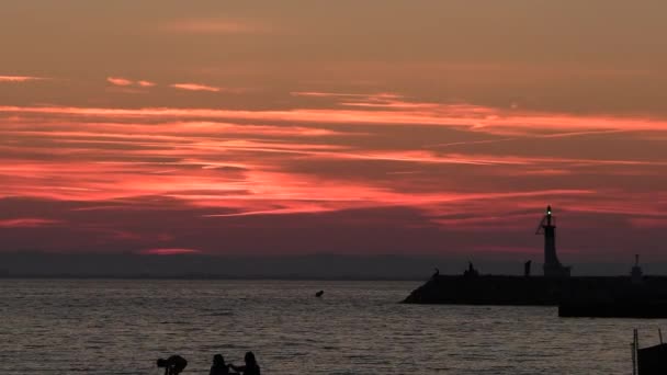 Blick Auf Einen Sonnenuntergang Strand Von Grau Roi — Stockvideo