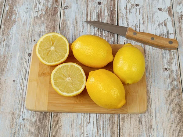lemon cut in half close up
