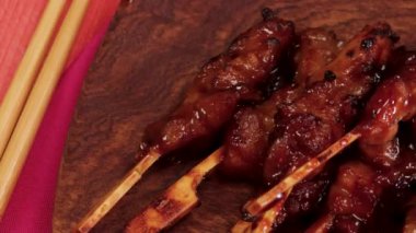 Yakitori tabağı, kapat.