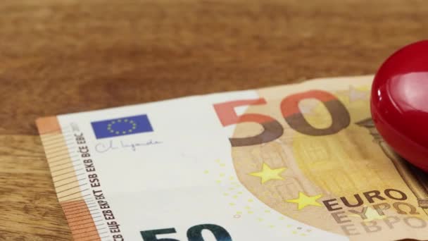 Pięćdziesiąt Banknotów Euro Czerwone Serce — Wideo stockowe