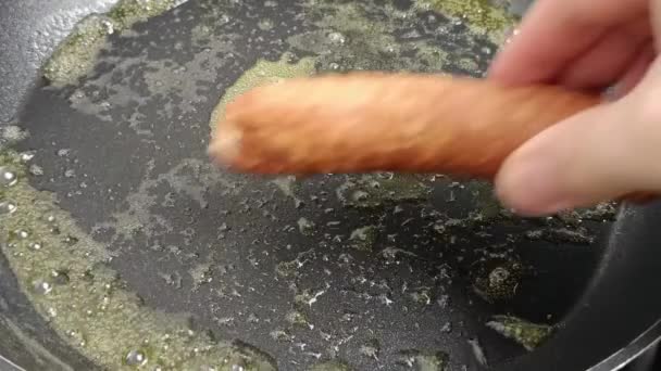 Saucisses Fumées Cuisson Dans Une Casserole — Video