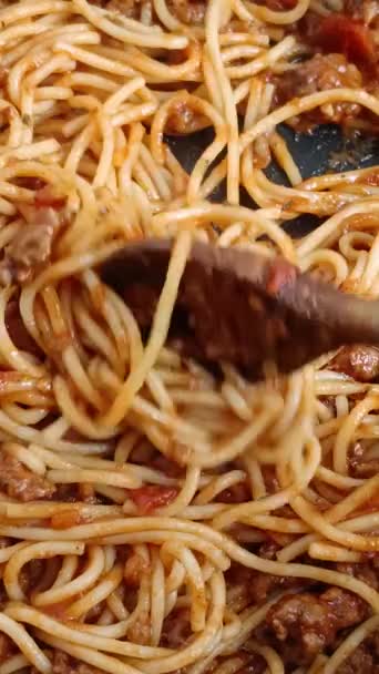 Spaghetti Bolognese Kochen Der Pfanne — Stockvideo