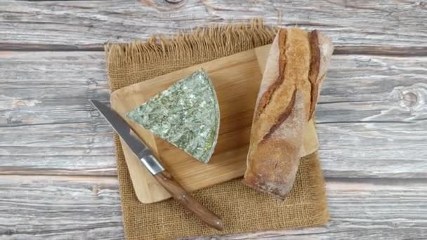 French Cheese Saint Nectaire Farmhouse Close Cutting Board — Stock Video