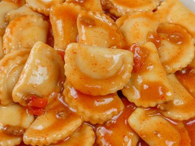 Domates mantısı, endüstriyel ürün..