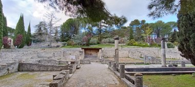 Roman vestige - Ancient Site of Puymin, town of Vaison la Romaine (Vaucluse, France) clipart