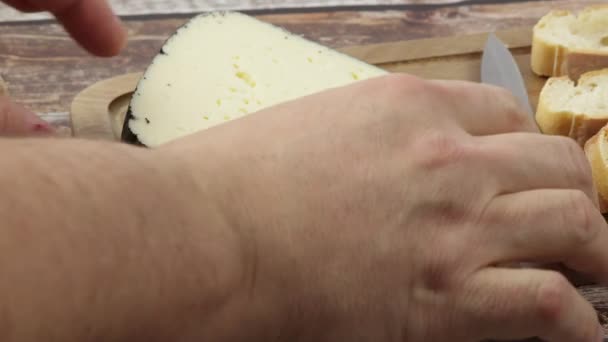 Slice Cheese Black Tomme Pyrenees Cut Knife Close — Wideo stockowe