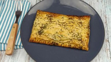 Feuillantine Comtoise, yakın plan, tabakta.