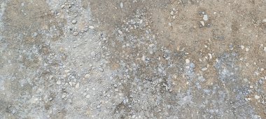 İnşaat halindeki bir zeminde çakıllar