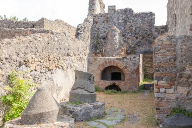 Pompei şehrinin harabe manzarası
