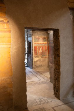Pompeii 'deki Gizemler Villasında duvar freski.