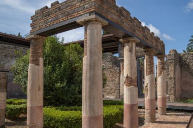 Pompei şehrinin harabe manzarası