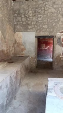 Pompei şehrinin harabe manzarası