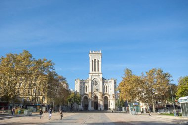 Saint-Etienne, Rhone Alpes, Fransa - 102024: Saint-Charles-Borromeo Katedrali