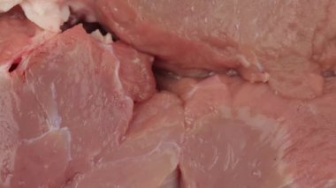 Çiğ domuz eti, yakın plan.