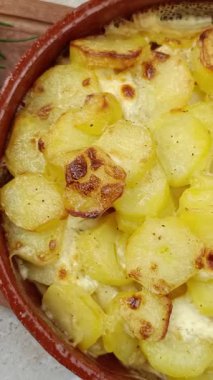 gratin dauphinois üst görünümü, yakın plan