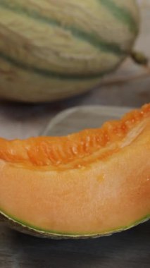 kavun kesimi porsiyonlar halinde, yakın plan