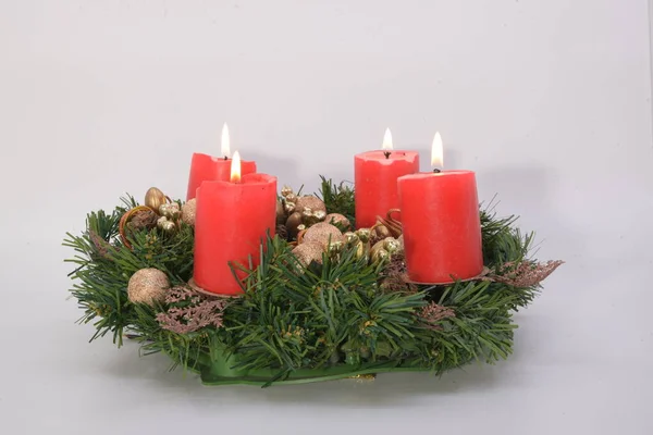Adventskrans Met Vier Kaarsen Vierde Dag — Stockfoto