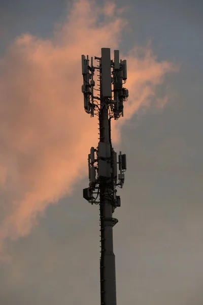 Клітинна Вежа Антени Мобільній Або Стільниковій Мережі — стокове фото