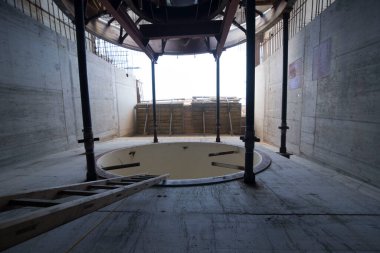 Türbin, enerji ve güç üretimi için bir döner mekanik cihaz