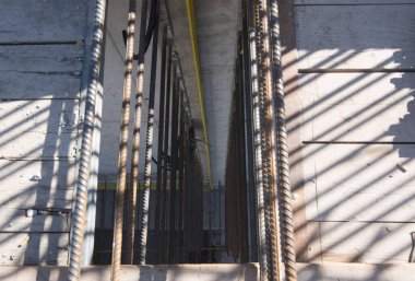 Seri üretim için endüstriyel beton yapı ve endüstriyel mimari