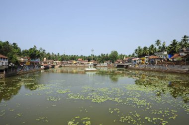 Hindistan 'da Hinduizm dininde bir Hindu tapınağı.