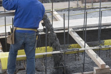 İnşaat sektöründe inşaat malzemesi olarak beton veya çimento