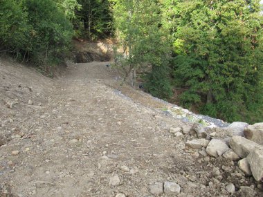 bir trafik yolu ya da ulaşım yolu hareketlilik için altyapı olarak