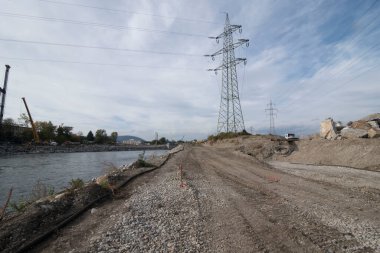 bir trafik yolu ya da ulaşım yolu hareketlilik için altyapı olarak