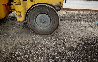 Taşlar inşaat sektöründe popüler bir yapı malzemesi olarak kullanılıyor.