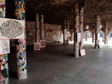 Taşlı bahçe, taşlı ve taşlı Inmumbai Hindistan