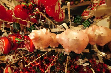 Yeni yıl geleneği yeni yılı kutluyoruz.