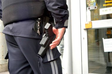 Glock tabancası. Avusturya yapımı modern bir silah.