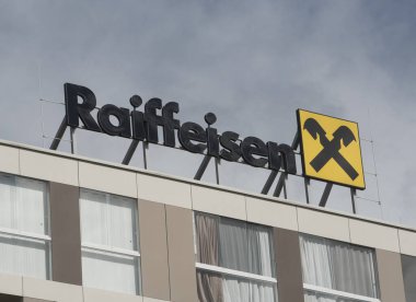 Raiffeisen uluslararası bir bankadır.