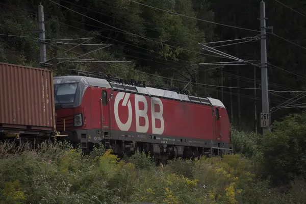 Avusturyalı trenler altyapıda nüfus artışı göstermiyorlar.