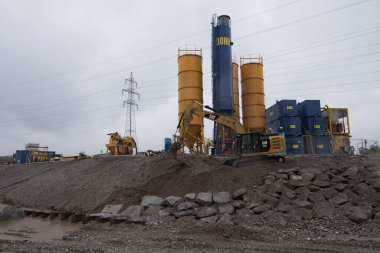 concrete engineering or concrete construction, building architecture in the industry