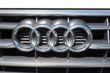 Audi bir otomobil markası veya taşımacılık ve hareketlilik markası olarak