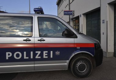Avusturyalı polis gücü de diğer polisler gibidir.