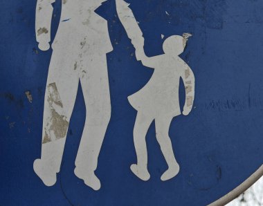 Yürüyen çocuklar için kaliteli çocuk bakımı ve eğitim
