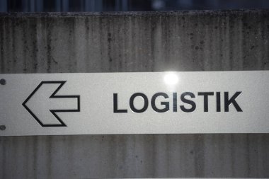 Malların lojistikte taşınması, kaynakların yönetimi ve dağıtımı