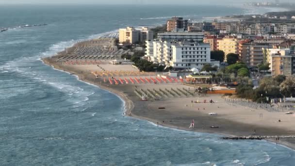 Aerial View Sandy Beach Umbrellas Typical Adriatic Shore Slow Motion — 비디오
