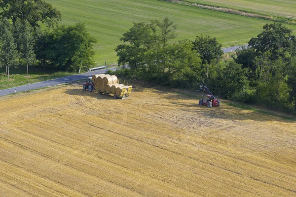 Aerial View Tractor Collecting Straw Bales Agricultural Machine Collecting Bales — Stock Photo, Image
