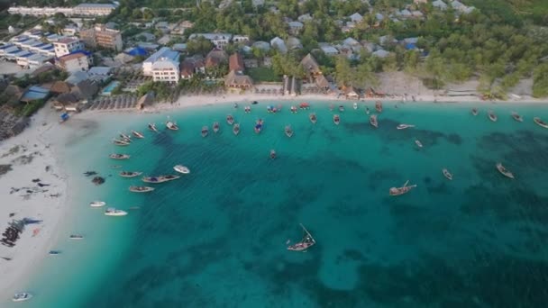 Vista Aérea Barcos Pescador Madeira Praia Areia Aldeia Kendwa Zanzibar — Vídeo de Stock