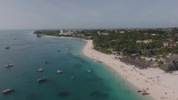 Sandstrand Sansibar Touristen Und Einheimische Wunderbare Tage Harmonie Verbringen Kendwa — Stockvideo