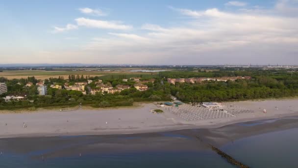 Vedere Drone Plajei Nisip Concept Vacanță Vară Lido Oraș Adriano — Videoclip de stoc