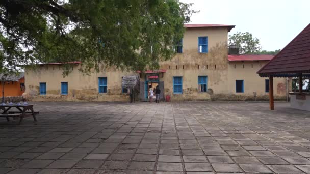Entrada Para Fortificação Prisão Ilha Changuu Ilha Prisão Zanzibar Tanzânia — Vídeo de Stock