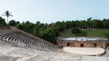Altos de Chavon amfitiyatrosu, turistik bir yer, La Romana, Karayip seyahati, Dominik Cumhuriyeti 'nde eski bir Akdeniz tarzı köyün yeniden canlandırılması..