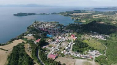 San Agustin Mahallesi Puerto Octay 'lı tarihi kilise. Yüksek kalite 4k görüntü